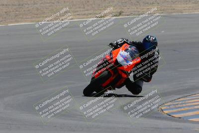 media/Apr-09-2023-SoCal Trackdays (Sun) [[333f347954]]/Turn 10 (115pm)/